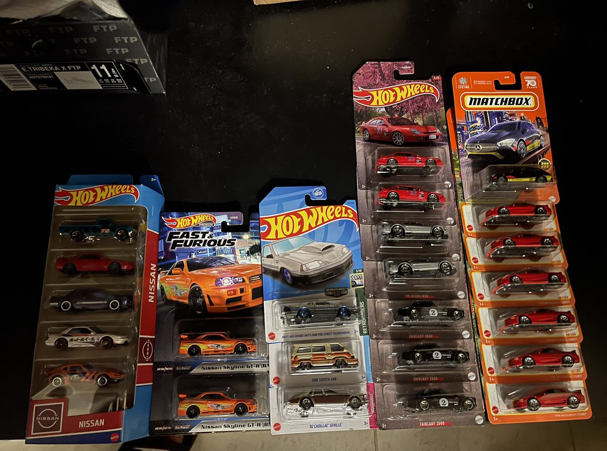 Some of todays finds👀👀  With finding my first Matchbox chase!🔥🔥 
#HotWheels #HotWheelsOfficial #Matchbox #MatchboxCars #Diecast #Diecast164 #RoadToKollectibles