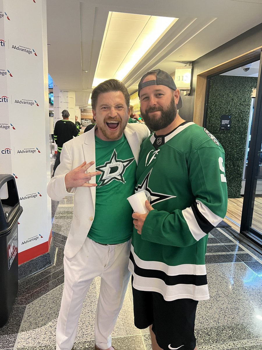 vanb7256's tweet photo. The man the myth the legend @nmoroch 
Great to meet and talk with ya buddy https://t.co/FMgMYMGIVR