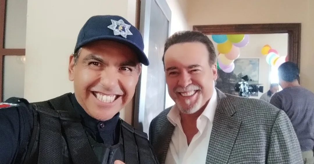 #Repost @pablosayintv 
Con #Cesar Evora Ahorita por LAS ESTRELLAS 6:30PM