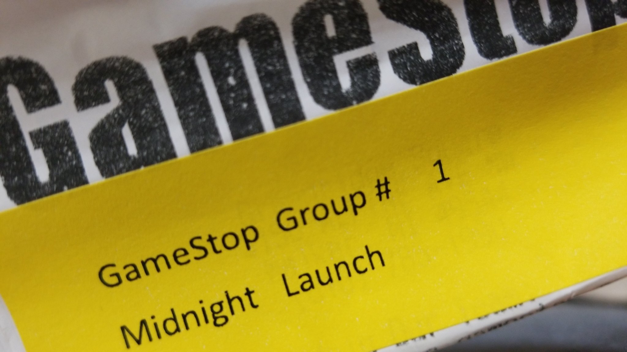 Nintendeal on Twitter "The Zelda GameStop midnight launch is popping off in 10 minutes (9pm