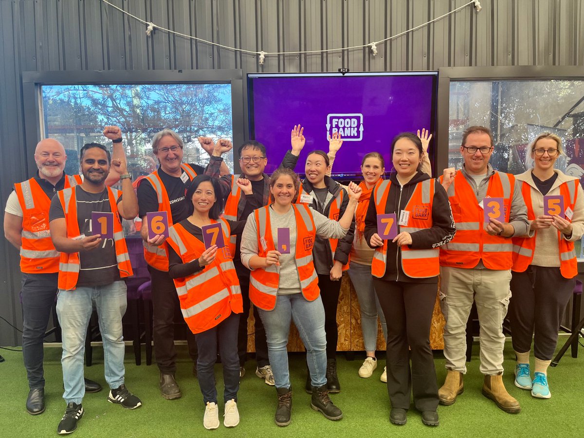 vanguard_au's tweet photo. This week, 70 of our crew volunteered at @FoodbankVic as part of our annual food drive, All Cans on Deck, packing 167,735 meals for those experiencing food insecurity. 

We also heard from Foodbank CEO, Dave McNamara, a former chef leading Victoria's largest food relief charity. https://t.co/ZmVSYq5CYp