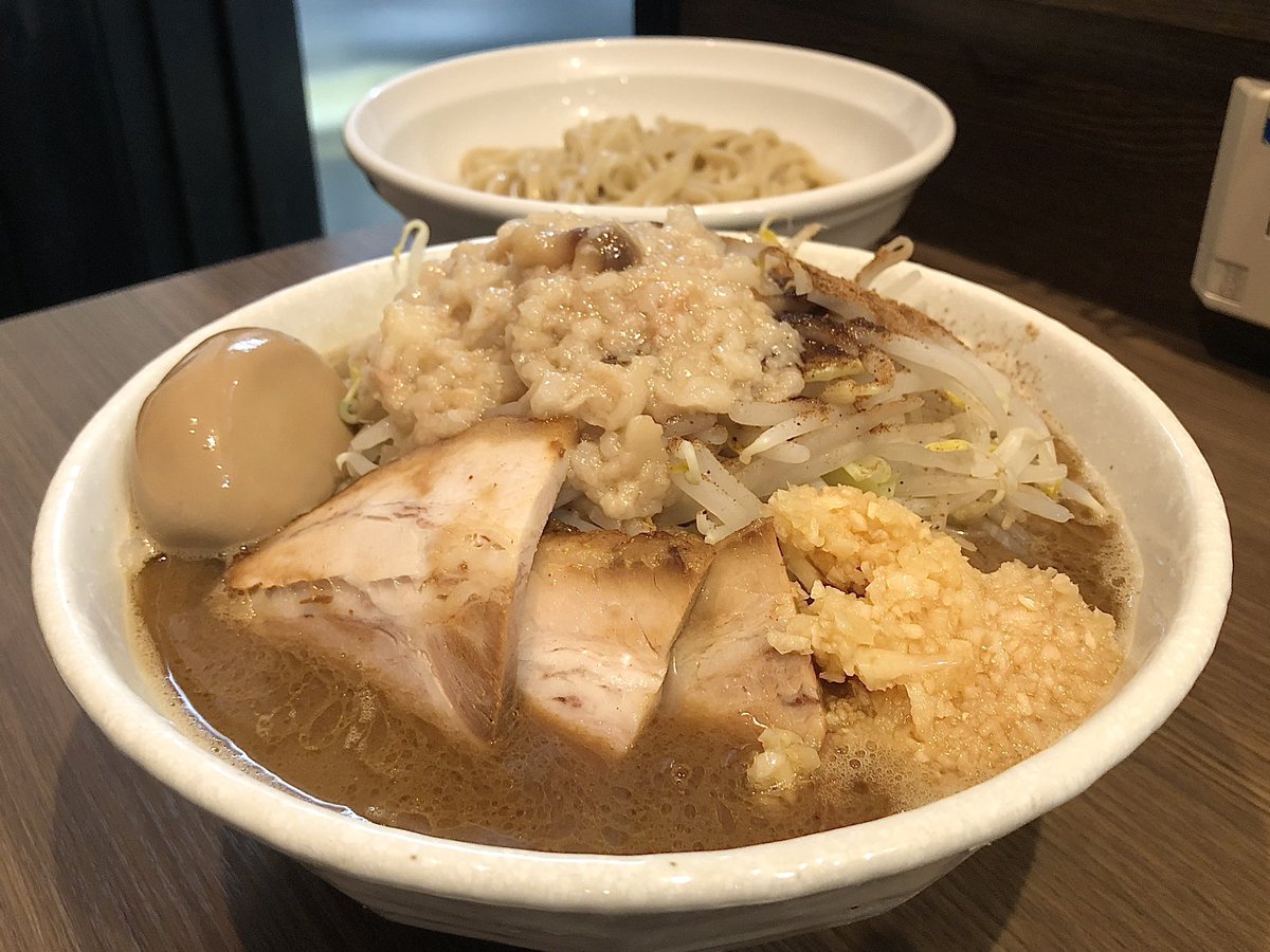 まがりすけ🍜
夜限定  ジャンクつけ麺(全マシ)

めっちゃうまーーー
腹ペコの方は是非！！