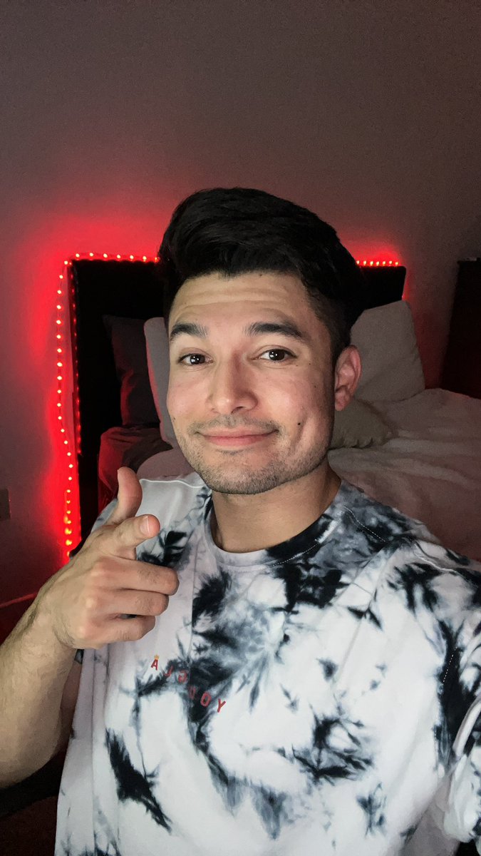 KingRoarrrr's tweet photo. Night time stream! 

Let’s hang, music and vibes!

Tabs appreciated 🙌🏻

https://t.co/xIHOgDEV76 https://t.co/ojFZfgjvnZ
