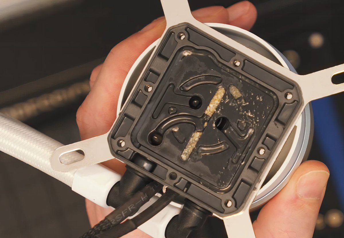 Igor Wallossek tweet media