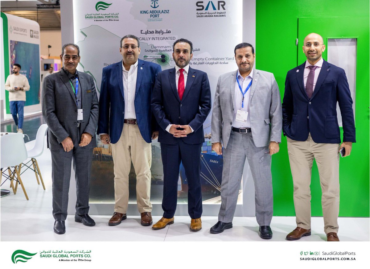 SaudiGlobalPort's tweet image. ملخص مشاركتنا في اليوم الثالث من معرض النقل والخدمات اللوجستية @transport_messe في جناح #الشركة_السعودية_العالمية_للموانئ و @kaapdammam و @sarsaudirailway للمساهمة في تثبيت مكانة المملكة كمركز لوجستي عالمي #transportlogistic