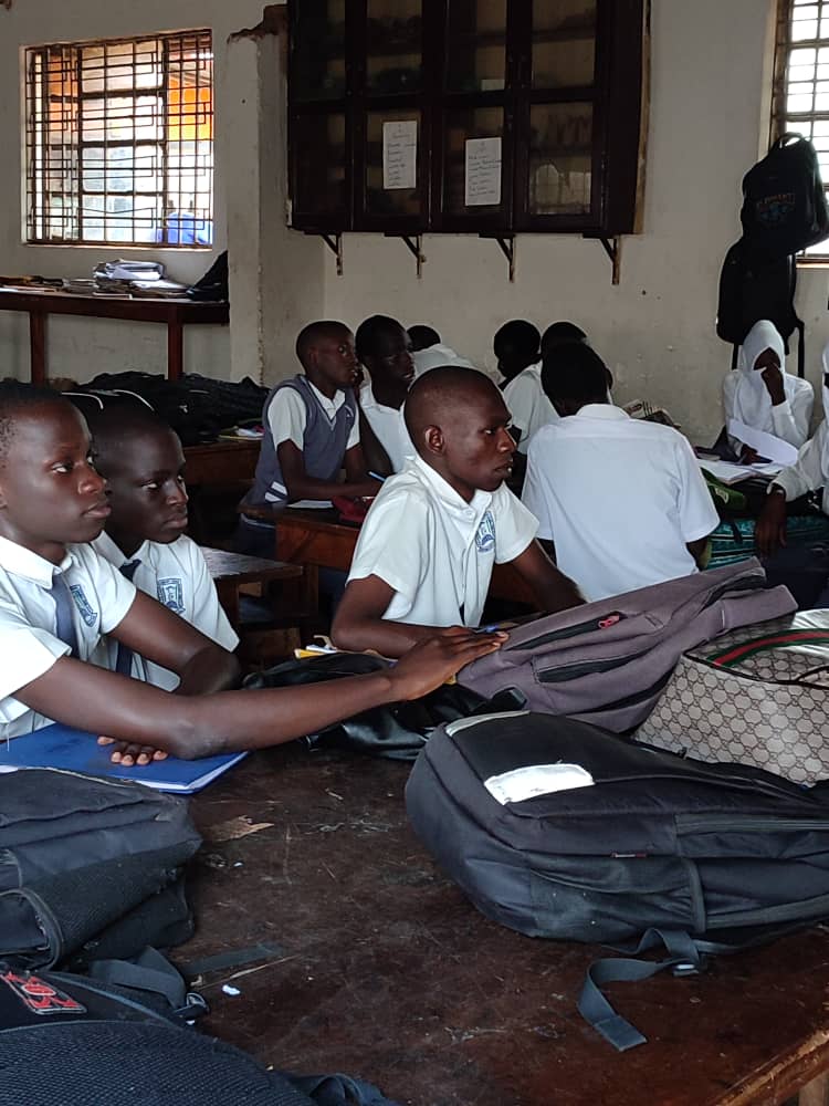 UNAUGANDA's tweet image. At Katwe Noor Secondary School &amp;amp; Caltec Academy, students were sensitized about #SDGs and some  were familiar with them. 

Students requested for more localization of the Goals so as to cater for individuals in their local communities. 

#Schools4SDGs
#AcceleratingSDGs