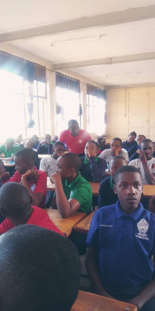 At Katwe Noor Secondary School & Caltec Academy, students were sensitized about #SDGs and some  were familiar with them. 

Students requested for more localization of the Goals so as to cater for individuals in their local communities. 

#Schools4SDGs
#AcceleratingSDGs