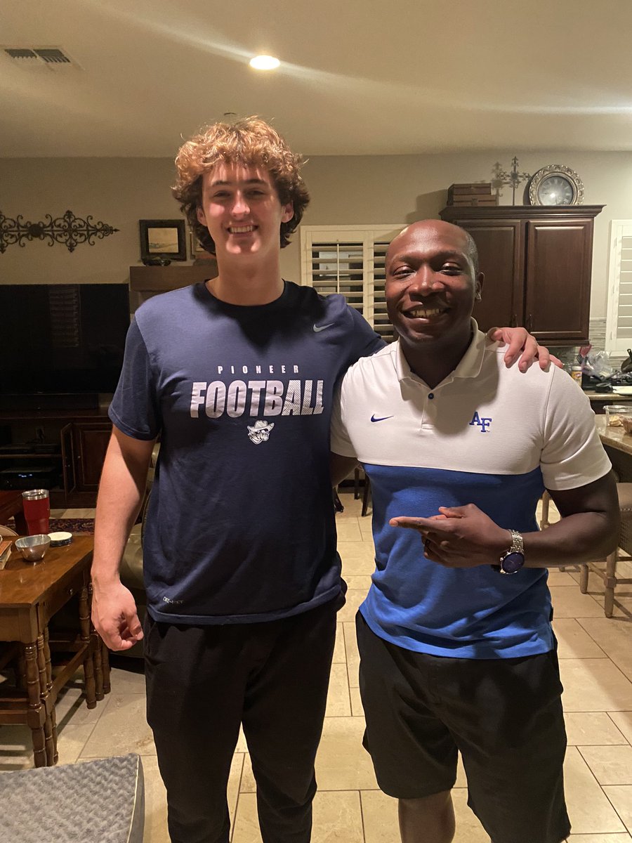 Jack Franklin (@jackfranklin__) on Twitter photo Great home visit with <a href="/coachawrightAFA/">Anthony Wright, Jr</a> of <a href="/AF_Football/">Air Force Football</a>. Appreciate learning more about the academy! #letsfly Great home visit with <a href="/coachawrightAFA/">Anthony Wright, Jr</a> of <a href="/AF_Football/">Air Force Football</a>. Appreciate learning more about the academy! #letsfly