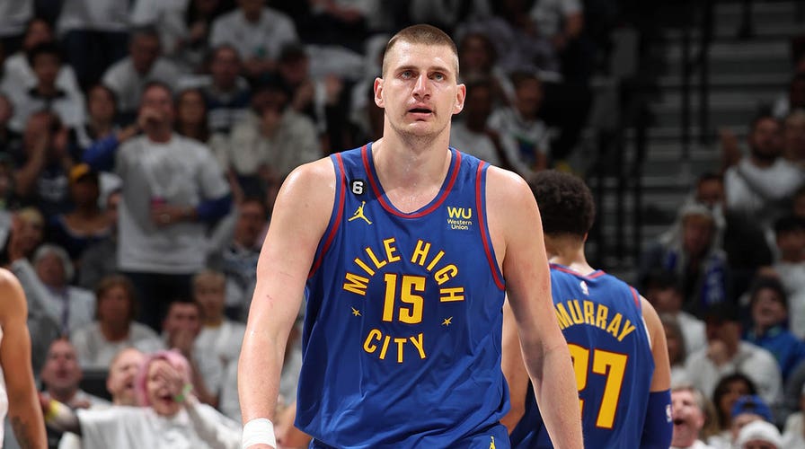 SwishUpdates's tweet image. Nikola Jokic tonight:

32 Points
10 Rebounds
12 Assists
3 Steals

No game 7 on Joker's watch.