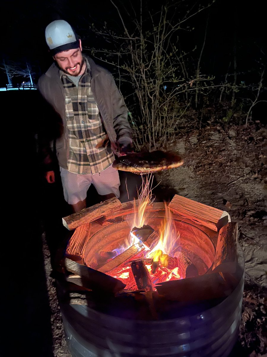 toigojess's tweet photo. Enjoying a bit of countryside Michigan last weekend. @CarlosLucecki warming my homemade focaccia in the fire. #chemiststhatbake #chemiststhatcamp https://t.co/jt3EkliLqp