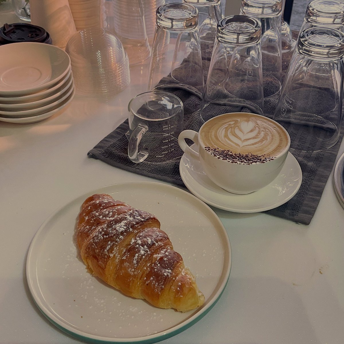 CoffeemoodC's tweet photo. Butter Croissant🥐 x Coffee☕️ 🔥

Open 10 am - 7 pm
📍Coffee Mood cafe
      Fairpark,ipoh

@MohKeIpoh https://t.co/H4B8lZQFh9
