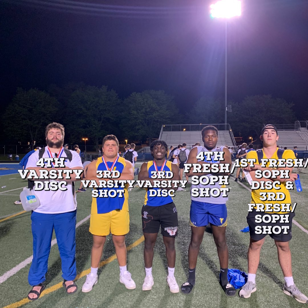 wnhsthrows's tweet photo. Solid night of throws at the DuKane Conference Championship Meet! Second place Varsity team finish as well! #ThrowsArmy #InviteSZN https://t.co/FsfSASqWa2