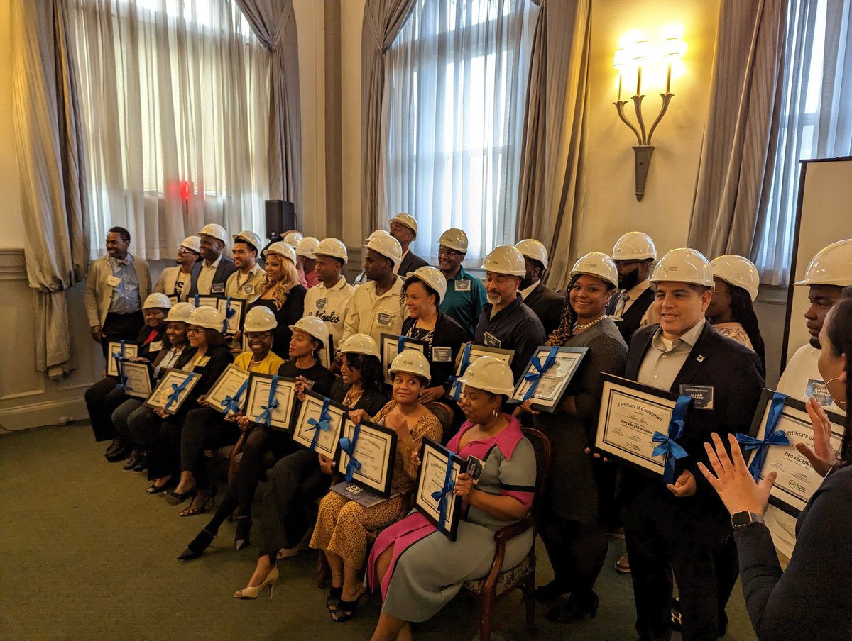 allansuarez's tweet image. Congratulations graduates of 3rd @communityp ACCESS Incubator cohort. Thank you CPC ACCESS leadership team Lawrence G. Hammond, Wilhelmena Norman-Hernandez, &amp;amp; Marcus Brooks.  Looking forward to seeing everyone's individual projects come to fruition in communities across NY State.