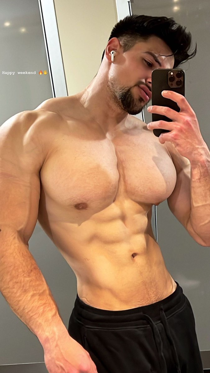 Sweet dreams boys 😈