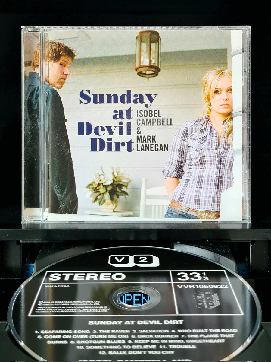 🗓️ 15th anniversary! (May 12, 2008)
💿 Isobel Campbell & Mark Lanegan - Sunday at Devil Dirt
🎶 Like a thief crawling through the night/ Like a drunk brawling in a fight/ How should I know what is right from wrong/ Come on over, turn me on
#IsobelCampbell #MarkLanegan