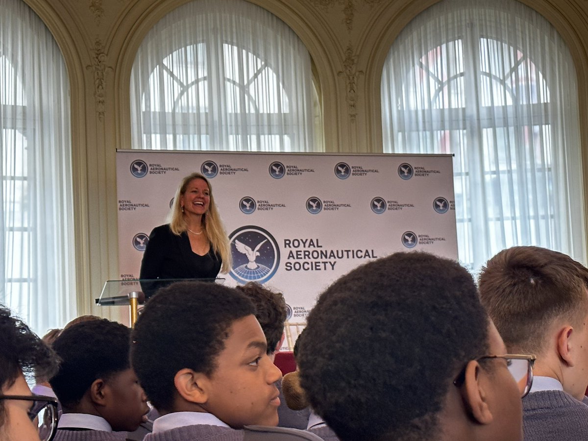 296 Squadron tweet media