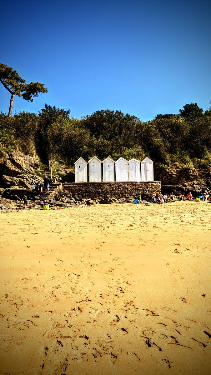 📍Saint-Briac-sur-Mer, plage de la petite Salinette.
#Bzh #Breizh #Bertègn #Bretagne #SaintBriac #IlleetVilaine #RegionBretagne #IgersBretagne #BretagneTourisme #LabelleBretagne #Brittany #MagnifiqueFrance #FranceMagique #BaladeSympa #France #FranceTourisme #Bretagne_focus_on