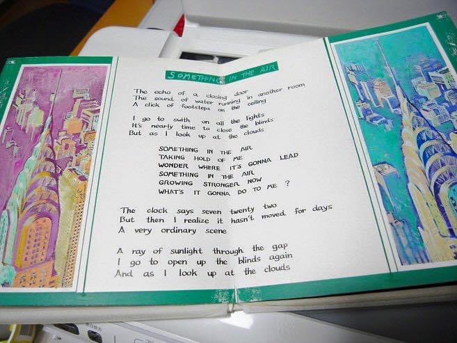 高校生の時、美術の時間に作ったユキヒロさん歌詞本。 イラストと歌詞は手書き。製本は先生が仕上げてくださいました。いろんな面白い課題をさせてもらった"ぼくの好きな先生"。ずっと影響受けています。