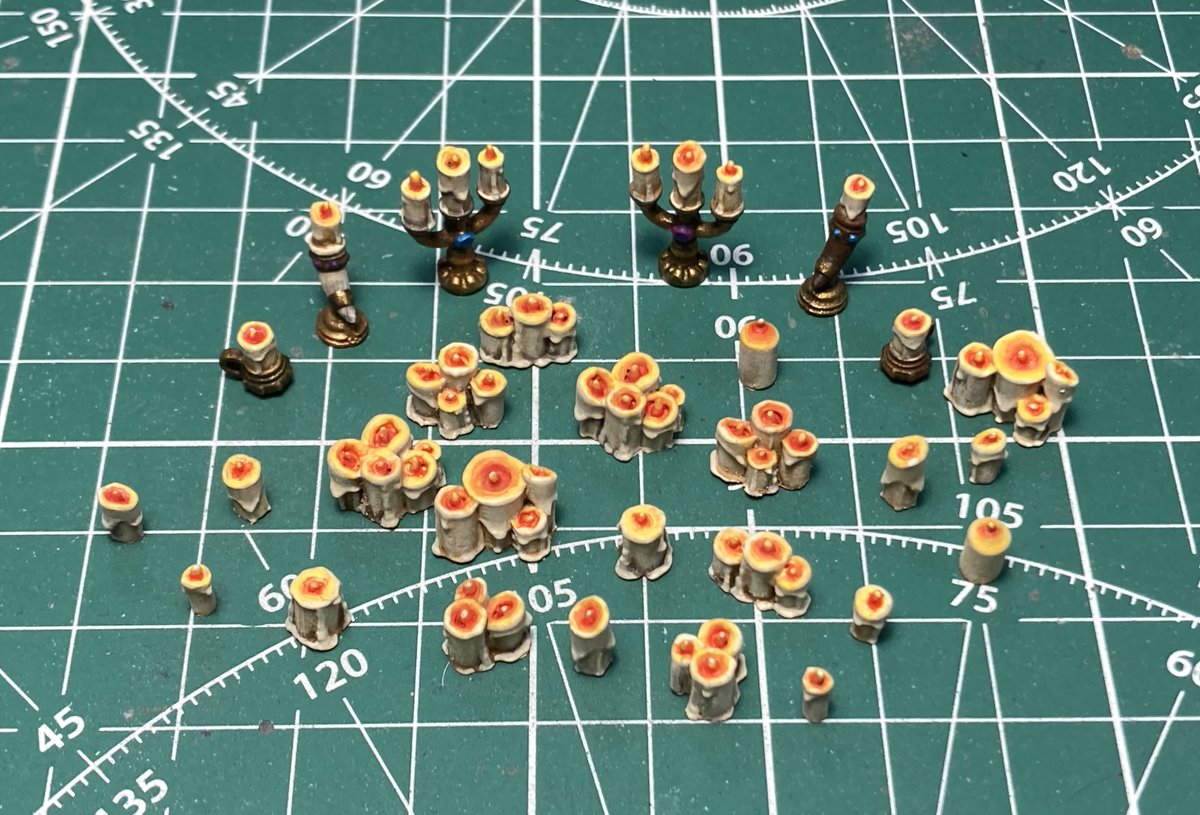 pengvenya's tweet image. Часть апрельских штук
#мастерскаяминиатюр #трудовыебудни