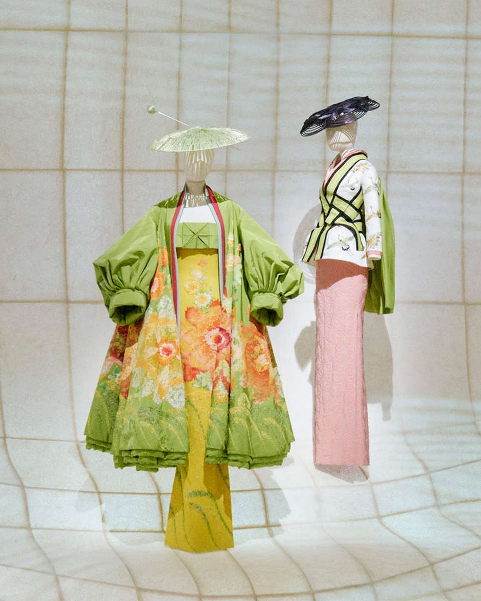 ディオールと日本】エリアでは、ディオールと日本の長年に渡る絆を体感