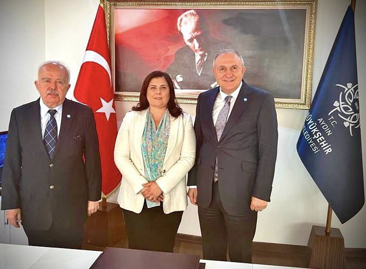 Özlem Çerçioğlu