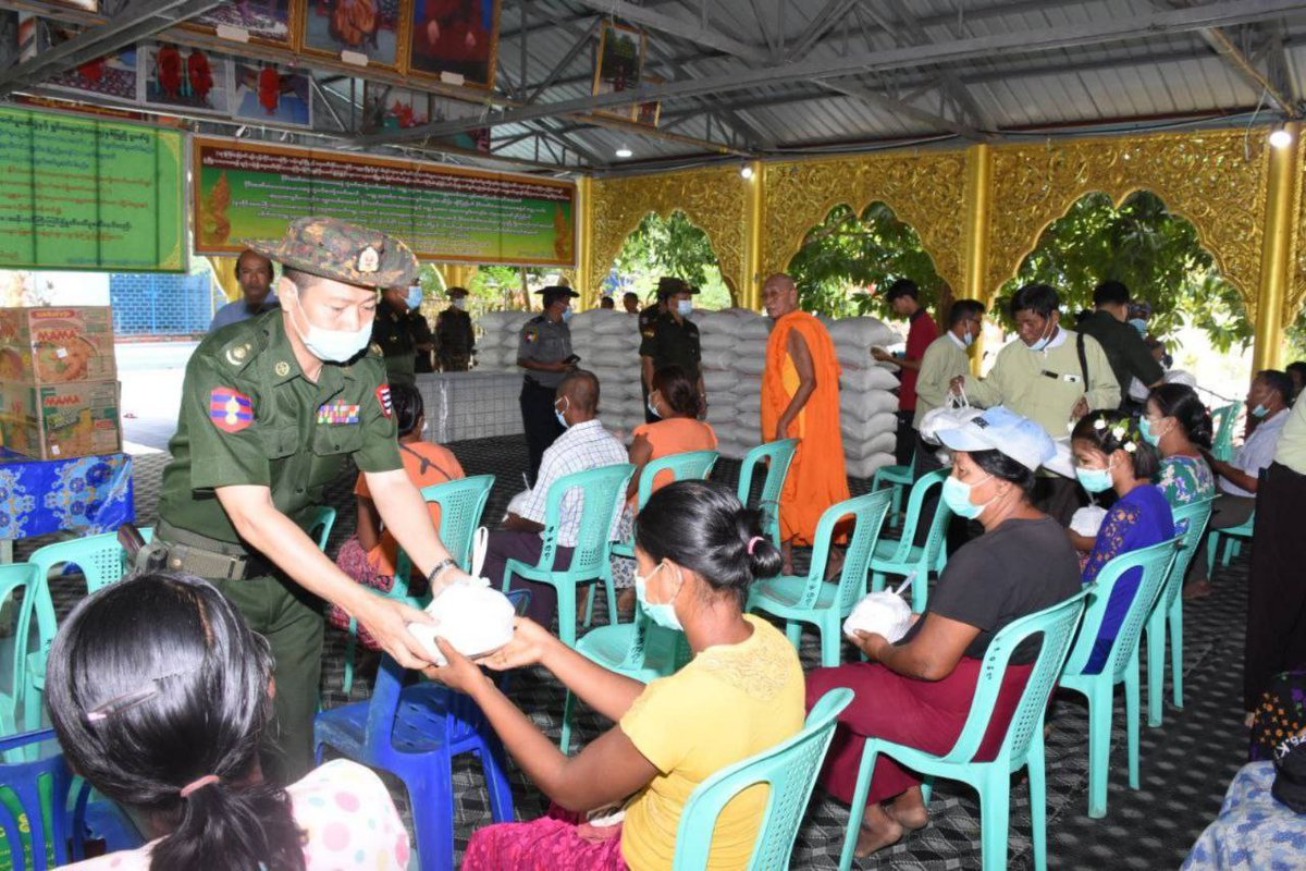 msthetzaw's tweet photo. Residents of Laputta district, Ayeyarwadfy Division seek shelter at the Cyclone Mocha Evacuation Center. The military donated 100 bags of rice, along with food preparation items, & nonperishables for all at the shelter. #WhatsHappeningInMyanmar #teamwork #emergencypreparation https://t.co/Sefn9kDTXt