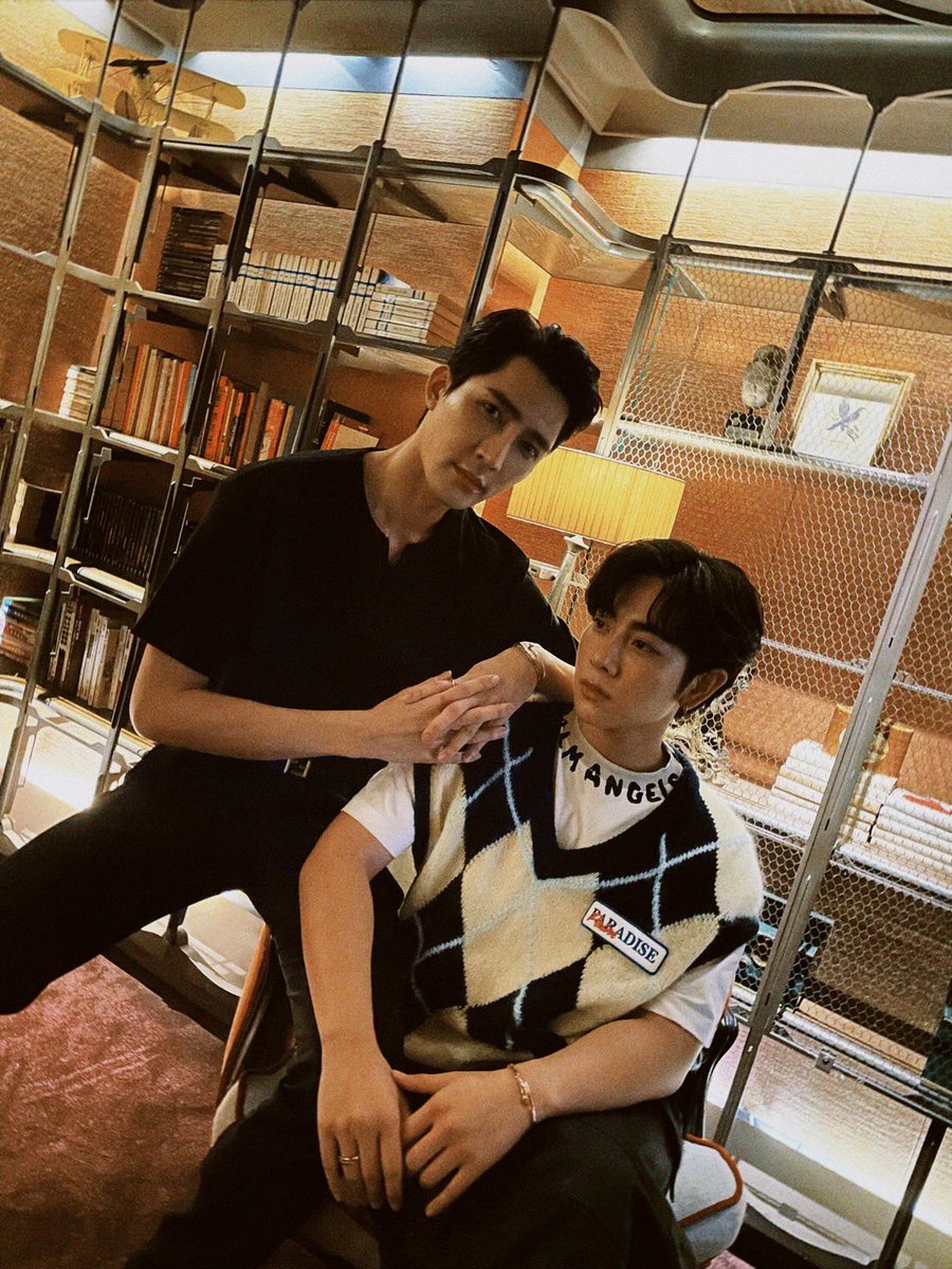 GMMTV's tweet photo. วันนี้เอิร์ท มิกซ์เดินสายให้สัมภาษณ์สื่อฯ ของทางไทเป ฝากเป็นกำลังใจและติดตามบทสัมภาษณ์ของพวกเราด้วยนะครับ 🌏🪐

#EarthMixReadyforTaipei
#GMMTV https://t.co/t8yVbPE0DM