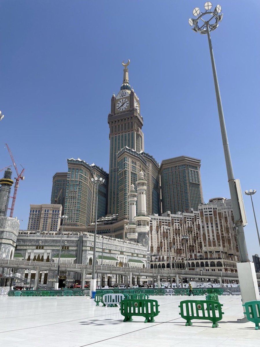 اللهم صلِّ و سلم على نبينا وسيدنا محمد اعظم من خلق الخالق سبحانه وتعالى ❤️

#يوم_الجمعة