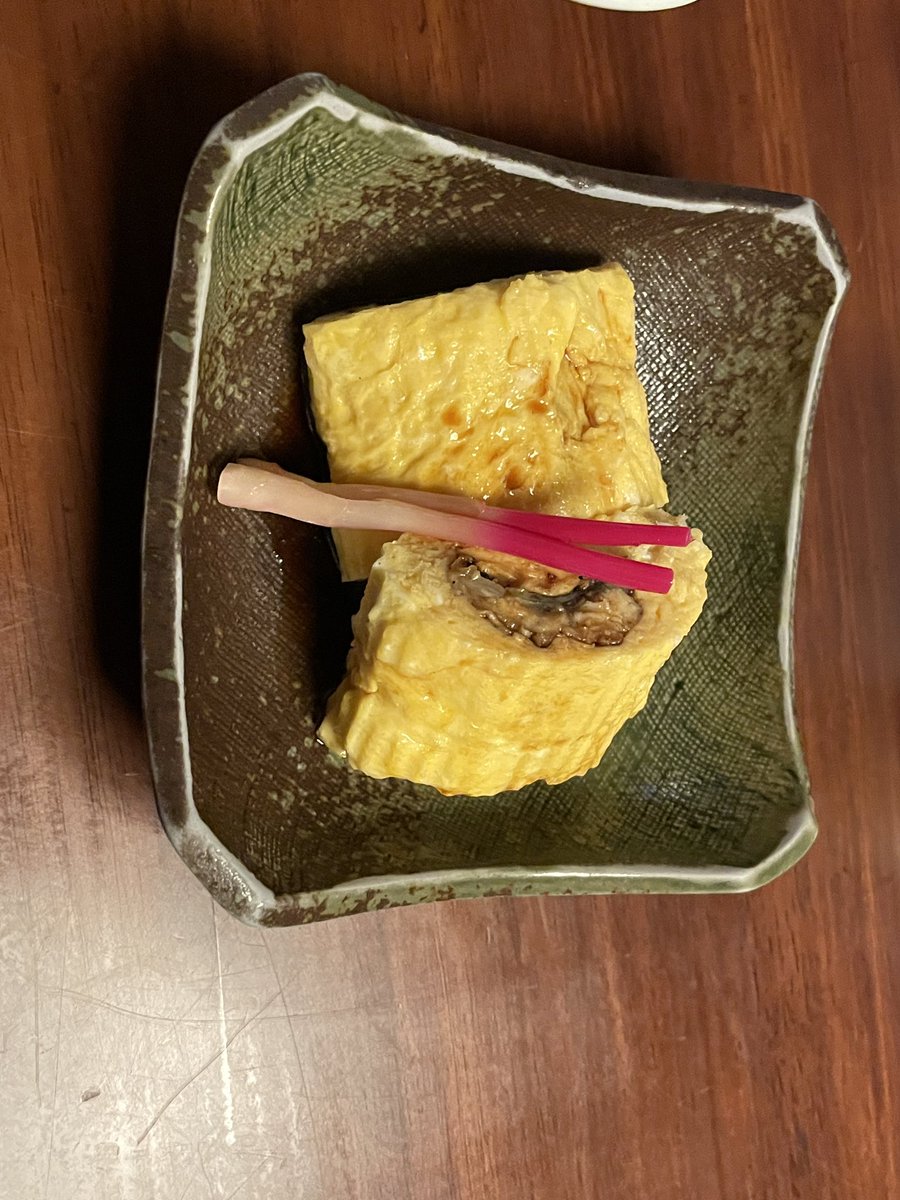 Az56720998Az's tweet photo. 今日は鰻屋で呑んでます。 https://t.co/s1ijB9I8DY