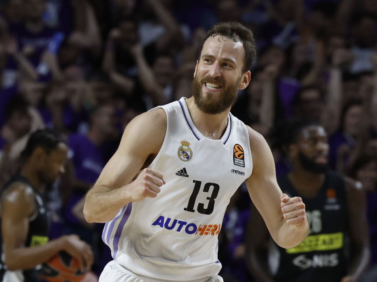 GIGANTESbasket's tweet photo. El 5º partido, según @SergioRodriguez.

El papel del Chacho fue fundamental para amarrar el decisivo partido del WiZink, sin acertijo para el que no tuviera respuesta.

Soy @Marc__Castillo y estamos de vuelta con el detalle que tanto os gusta.

🧵 Os cuento: https://t.co/up0lNFx4rf