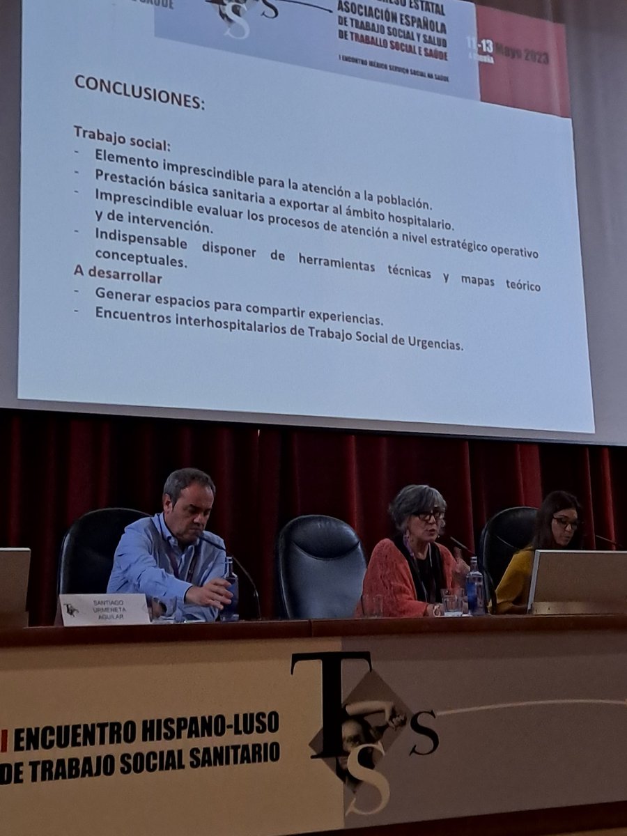 IOKlaboratorio's tweet photo. El #trabajoSocialSanitario, imprescindible en las urgencias hospitalarias, @concha2019 https://t.co/go9xrwjGC1