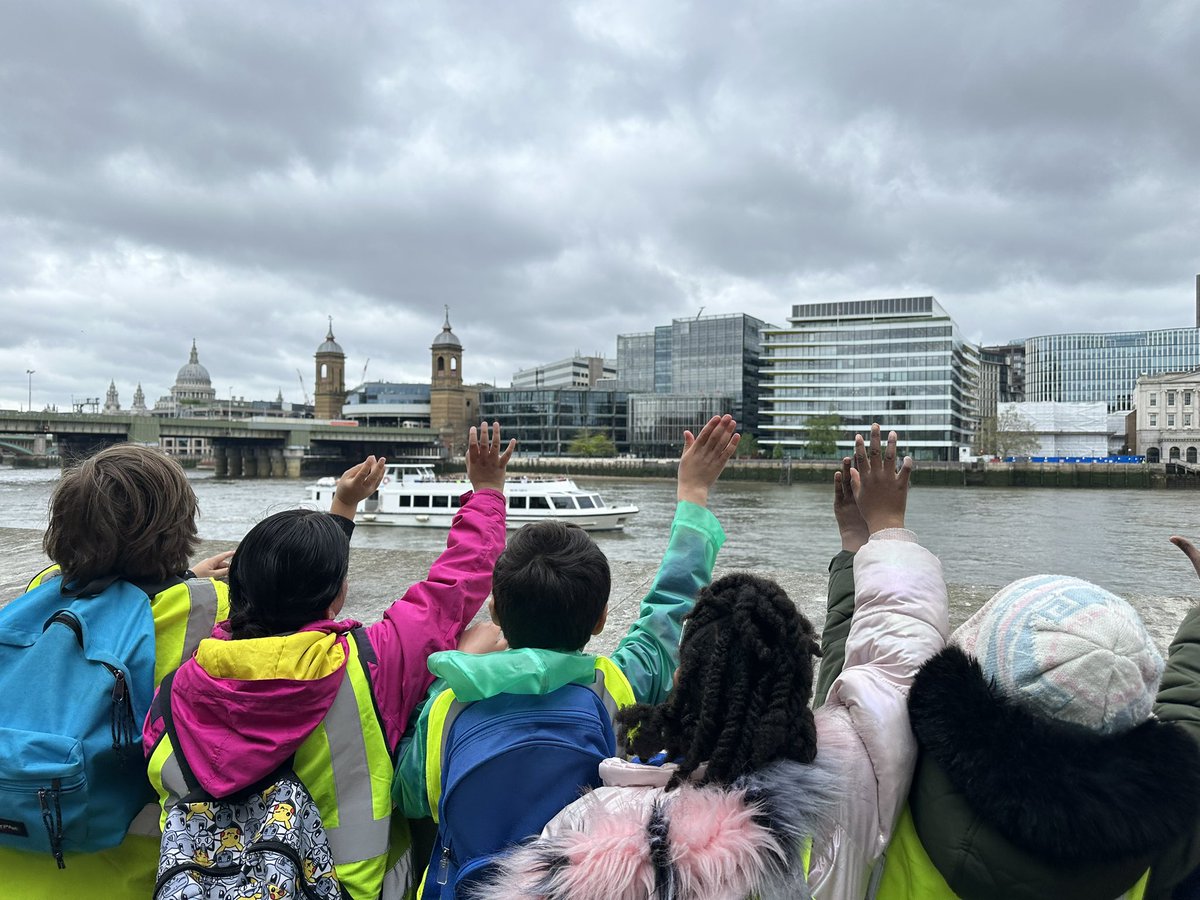 Miss Horrigan tweet media