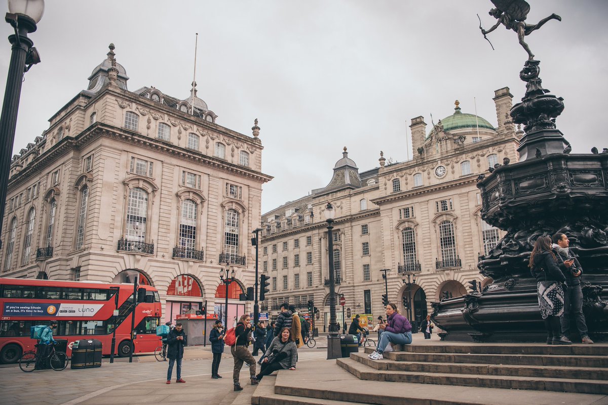 Highbury_Centre's tweet photo. Discover the Christian legacy behind the iconic Shaftesbury Memorial Fountain in Piccadilly Circus, London. Learn about the philanthropist Lord Shaftesbury and his impact on the area's history and culture. https://t.co/HcLaAakX5i
#PiccadillyCircus #ShaftesburyMemorialFountain https://t.co/TRPnK6OfOt