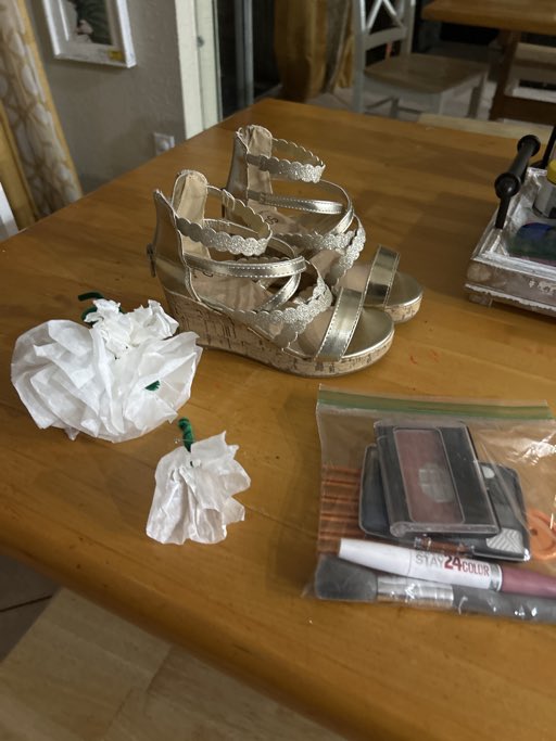 There is a wedding today <a href="/PLEgators/">Palmetto Elementary</a>  and the bride is getting ready…