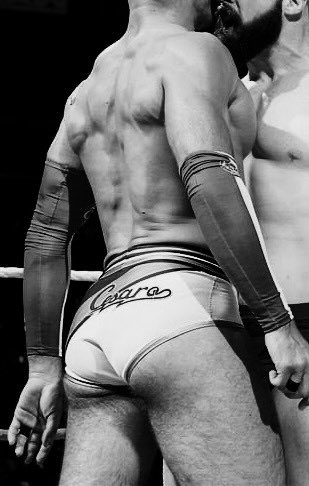 BarsSet's tweet image. — Fat ass.