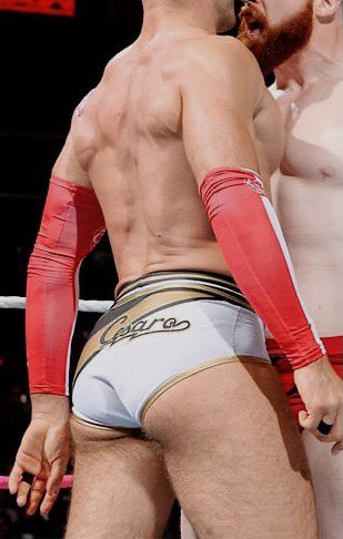 BarsSet's tweet image. — Fat ass.