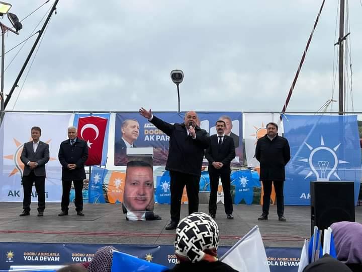 kadinkollari74's tweet photo. 📍#Kurucaşile Mitingimiz

Teşekkürler Kurucaşile!

Ferhat olup dağları deldiğimiz Kurucaşile,
Tekneciliğin simgesi Kurucaşile kararını vermiş.
Kurucaşile yine #DoğrusuAKParti diyor,
 #DoğruAdımlarlaYolaDevam diyor!
@aysekesir @Emine_Gozgec16 @ElifYesimAraz1 @ZHatip @evrenayvaz74 https://t.co/PcOFPmIY5J