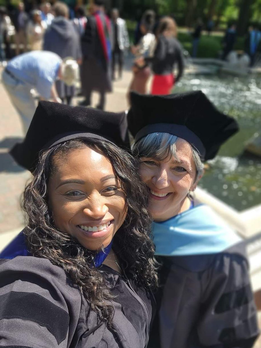 MaggiSonja's tweet photo. Making a difference together with Dr.  Jeffries!
@RegentSOE @cpschoolsva https://t.co/Ii0jPGjzx4