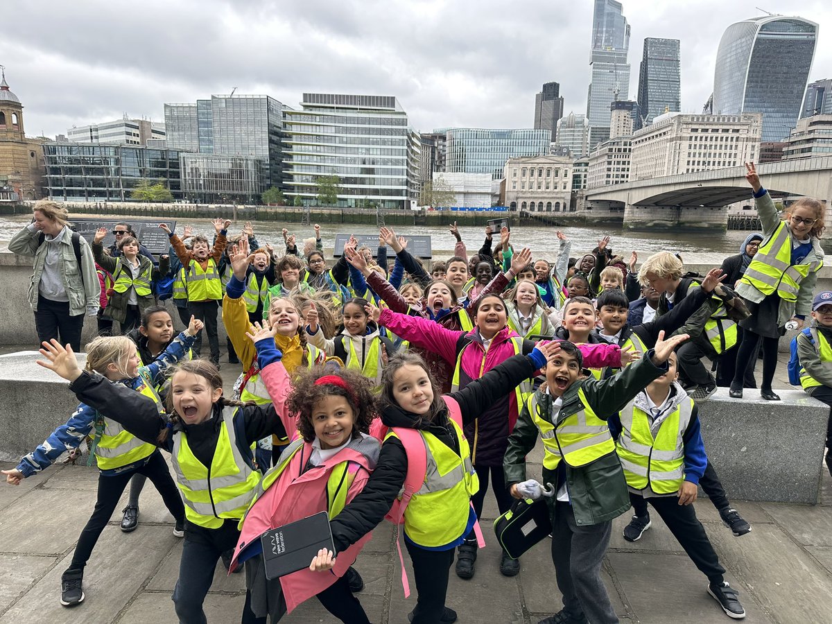 Miss Horrigan tweet media