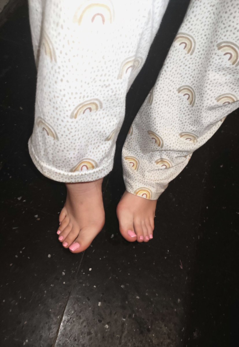 Feet_Sindy's tweet photo. Do u like my pijama? 🥰
#feetfethish #feetcontent #feetpicsforsales #feet_pic #feetlover #feetfinder #feetfam #feet_pic #PiesFemeninos #pieshermosos #piesdemujer #pies #goodmorning #GoodMorningEveryone https://t.co/4AZvzOXWty