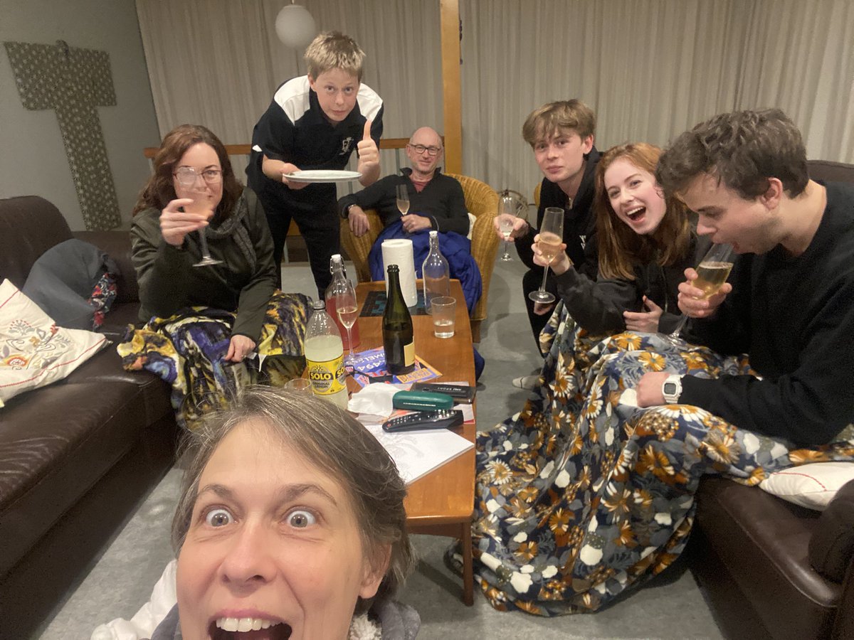 Kerry Mills tweet media