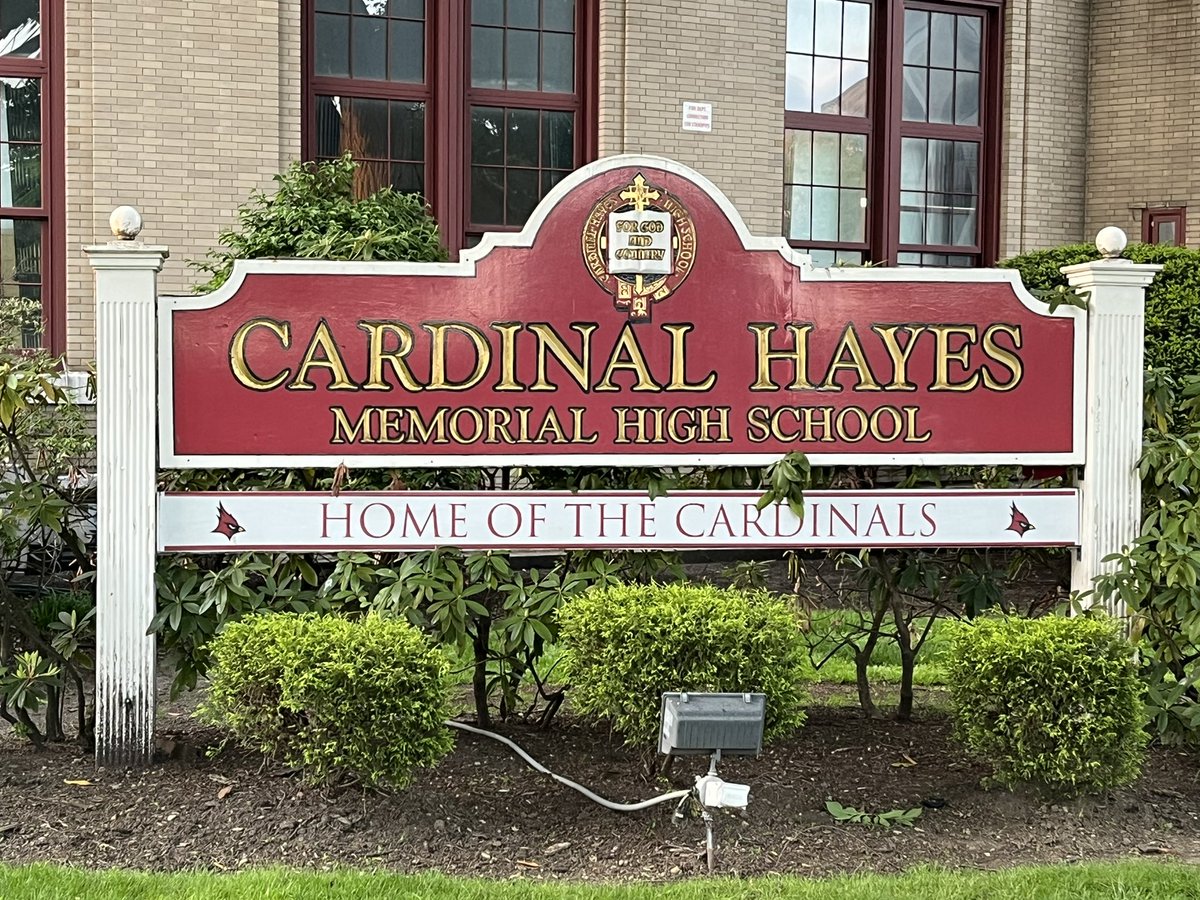 Great way to start the day. Home of Current Cardinals @DeorionM & @mescobar212 while on the search for Future Cardinals! 
#UpHayes #HomeOfTheCardinals @CardinalHayesFB