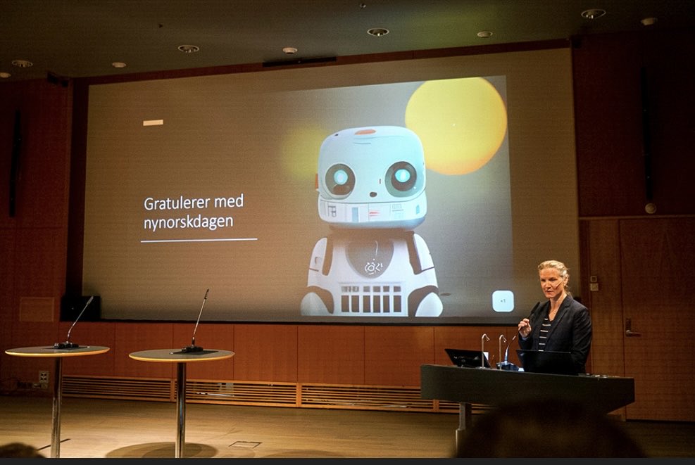 Norges forskningsråd (@forskningsradet) on Twitter photo I Forskingsrådet bruker vi stadig meir nynorsk. I dag, på #nynorskdagen, har vi hatt allmøte. Presentasjonen var sjølvsagt på nynorsk.
Vi skriv nynorsk på #nynorskdagen.
@noregsmallag @Malungdommen @sprakradet <a href="/stMari/">Mari Sundli Tveit</a> I Forskingsrådet bruker vi stadig meir nynorsk. I dag, på #nynorskdagen, har vi hatt allmøte. Presentasjonen var sjølvsagt på nynorsk.
Vi skriv nynorsk på #nynorskdagen.
@noregsmallag @Malungdommen @sprakradet <a href="/stMari/">Mari Sundli Tveit</a>
