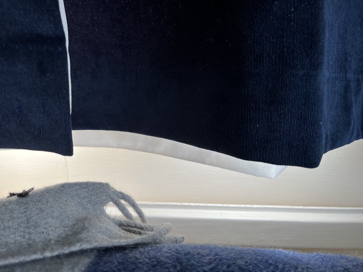 LTSsolutions1's tweet photo. @DunelmUK 
3 trips to Dunelm Weston to buy new curtains 1st pair faulty, 2nd pair so badly creased even the dry cleaners could not steam clean the creases out. now I find the third pair the lining hands down below the curtain!! https://t.co/XR4uXJHF80