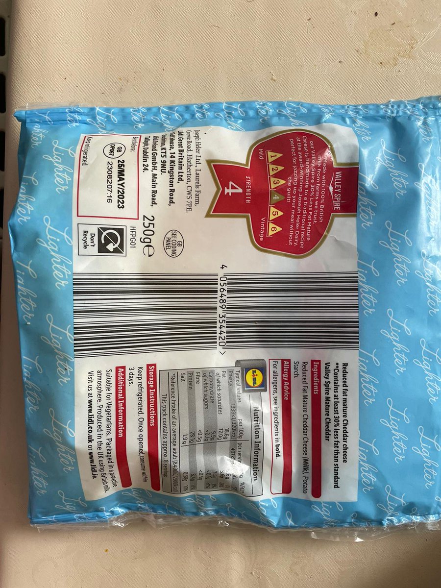 selna7545's tweet photo. Absolutely disgusted to see fungus on my cheese ... waste of my pasta my father unfortunately ate it before we realised #unhappycustomer #Lidl @LidlGB https://t.co/zta4YRuT9O