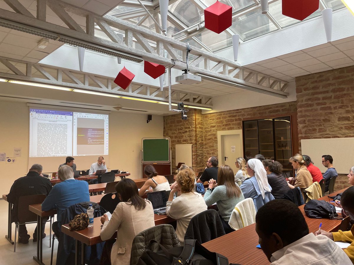 Inter_Religio's tweet photo. [Mobilité transfrontalière] 💬 

Retour en images 📷sur la journée d'études  ''Religions et Violence'' qui a eu lieu le 5 mai 2023 à Strasbourg organisée par le projet @RELIEN conjointement avec le master études interreligieuses, @UniHeidelberg et @UniBasel_en / @UniBasel. https://t.co/pz4cJk12CI
