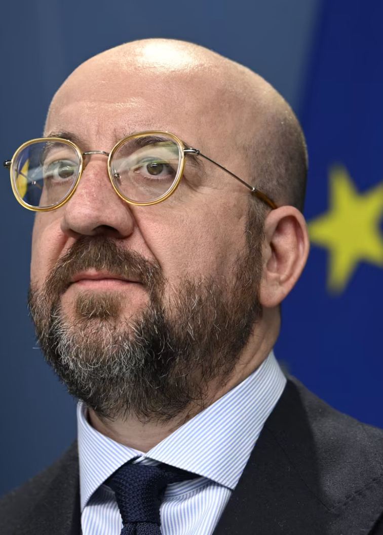 ivarsigurdson's tweet photo. 1-En photo, Charles Michel, président du Conseil de l'UE. Il veut que vous consommiez moins, déplaciez moins, polluez moins. 

Mais lui gaspille des sommes massives d'impôts sur des vols en jet privé inutiles. Pour l'année à venir, il dispose d'un budget ...(à suivre) https://t.co/j7qKAScw8l