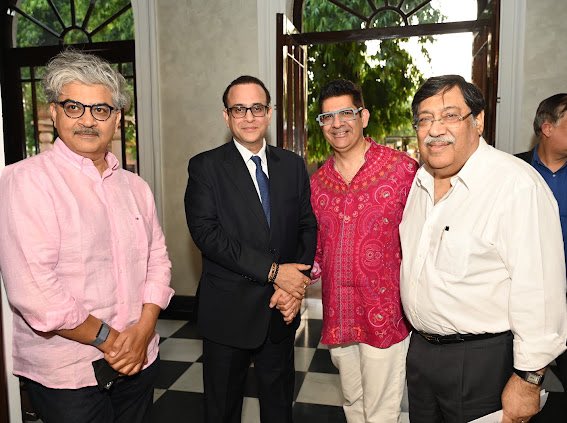 safiranand's tweet photo. Thank you dear @Sanjay__Bakshi sir and to my friend, mr nikhil Nanda, MD Kubota Escorts for gracing the occasion and launch of #ipfest #ipfeAst https://t.co/L5Ab4Iaxb6