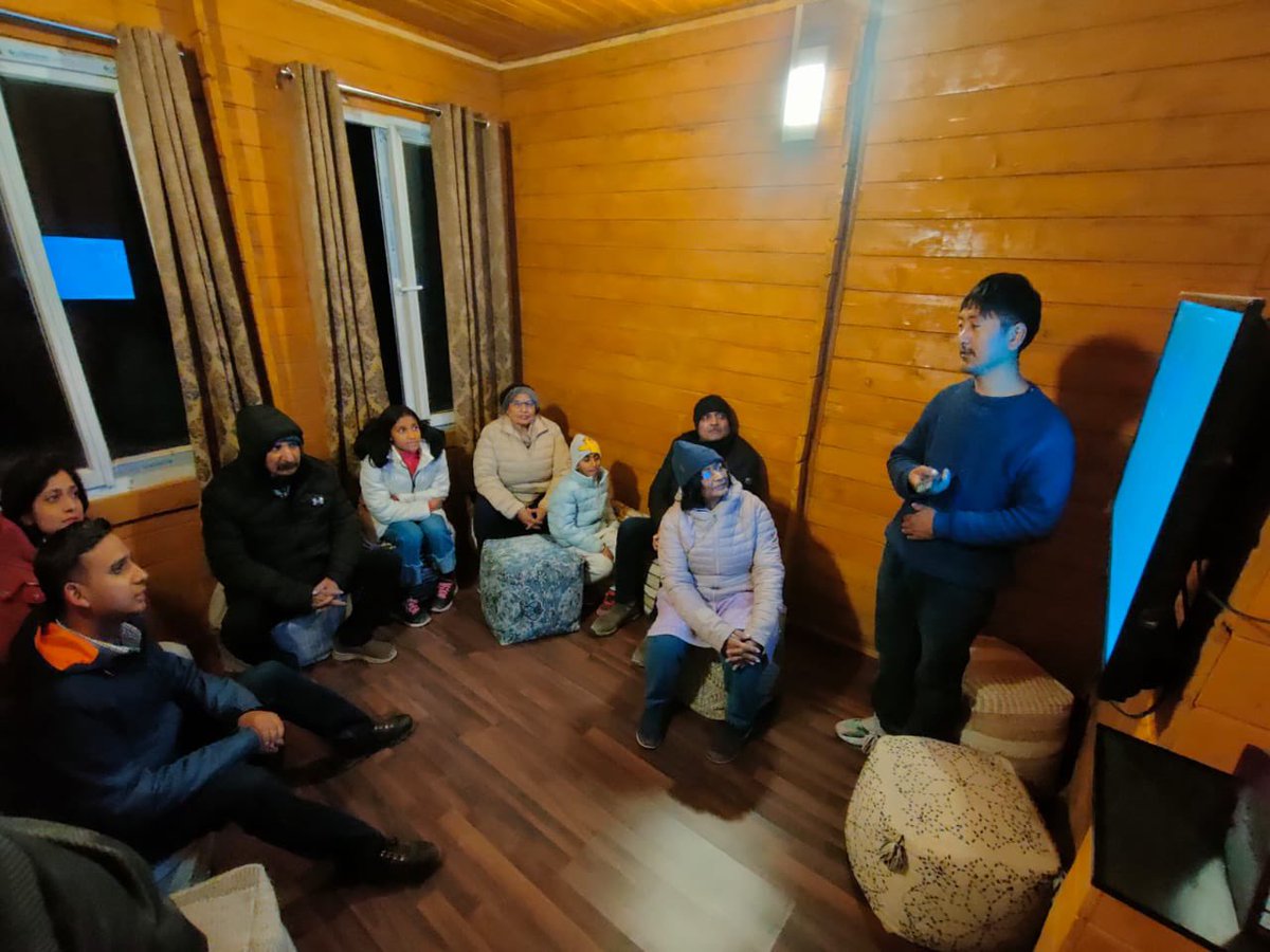 astrostays's tweet photo. #Cosmohub conducted its first stargazing and cultural session of the season with travellers yesterday. We had travellers from all age group, right from 9 years old to 70 year old. The mysteries of dark skies fascinates everyone who hear about the past and look into the future https://t.co/EwuLVpslE1
