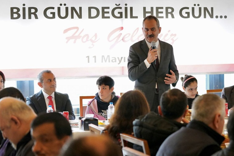 dogruegitimhab1's tweet photo. Hedefimiz, Türkiye'nin Tamamında Engelli Kardeşlerimize Yönelik Hizmet Veren Halk Eğitimi Merkezlerini Açmak https://t.co/uKfsWvZsx4 
#DOGRUEGİTİM #MEB #YKS2023 #LGS2023 #MAHMUTOZER #engellilerhaftasi #balgatcozum #balgatcozumkurs #balgatcozumakademiokullari https://t.co/xzJlon5Qc5
